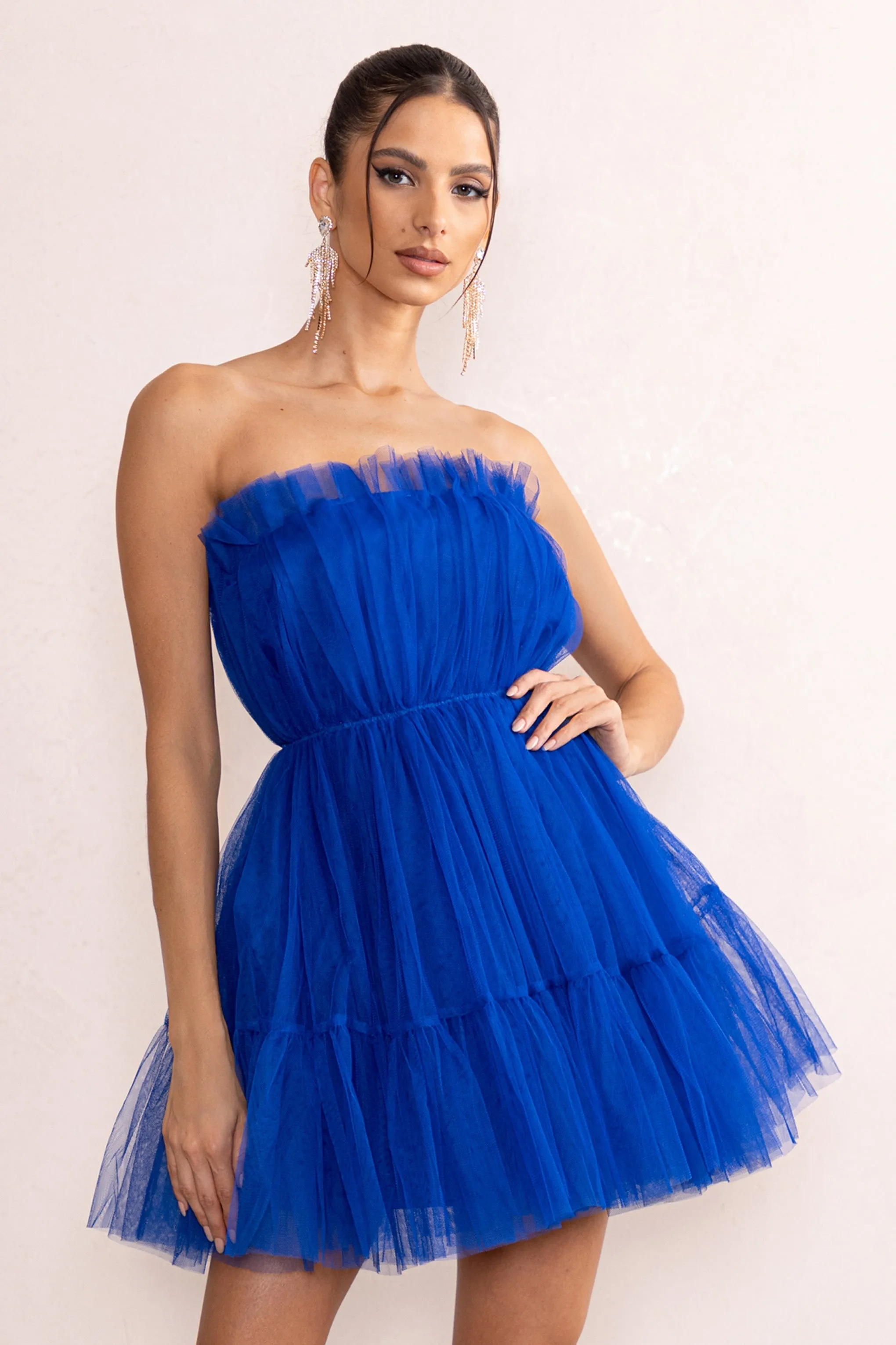 Aella | Mini-robe bandeau en tulle plissé bleu cobalt