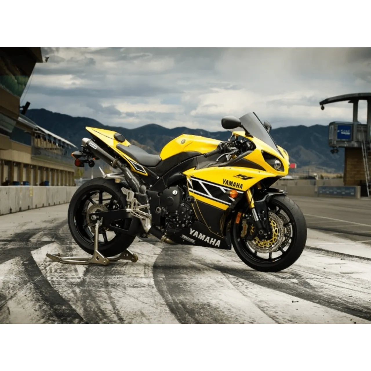 Coque arrière YZF-R1