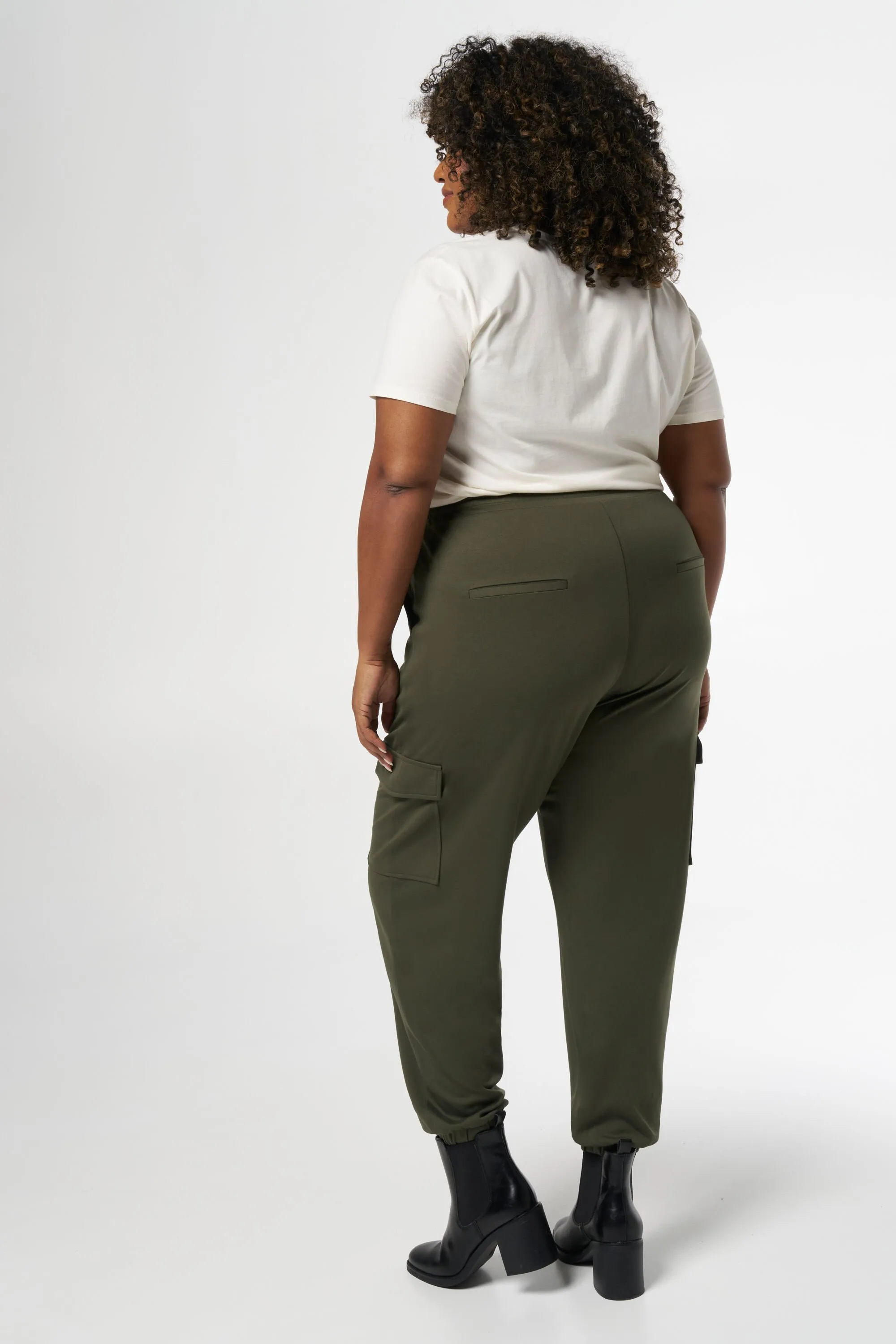 Femmes Pantalon de survêtement avec poches cargo Kaki | MS Mode