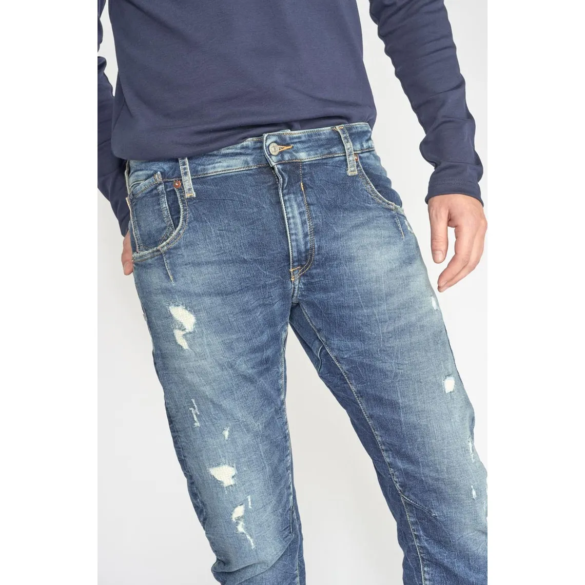 Jeans 900/3 Jogg tapered arqué  destroy bleu N°2 en coton | 3 Suisses