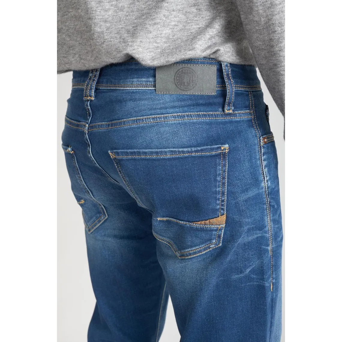 Jeans ajusté stretch 700/11, longueur 34 bleu Derek | 3 Suisses