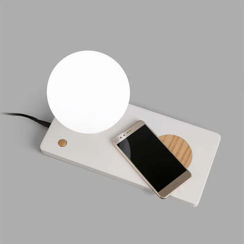 Lampe de chevet avec chargeur de portable