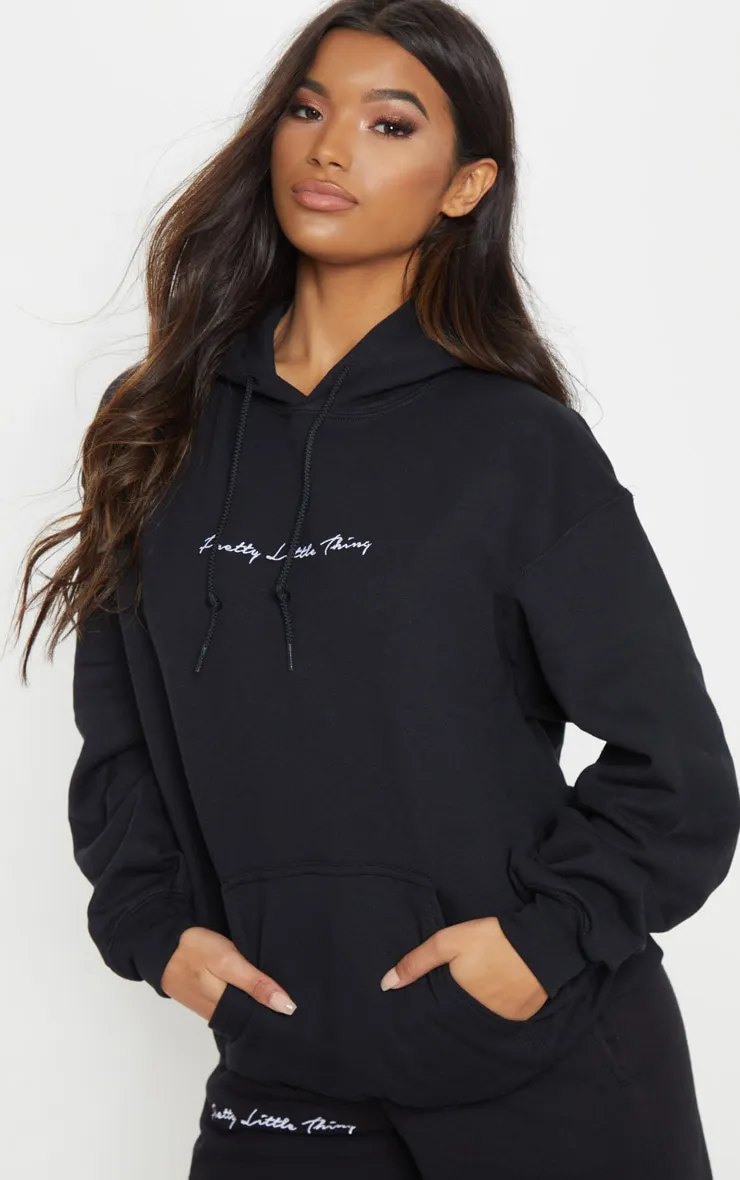 PRETTYLITTLETHING Hoodie oversize noir classique