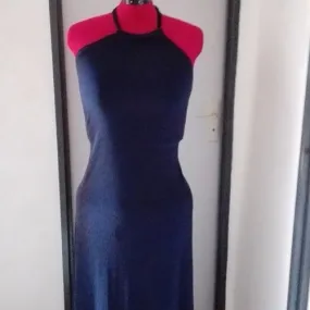 Robe de soirée dos nu, col haut, bleue marine