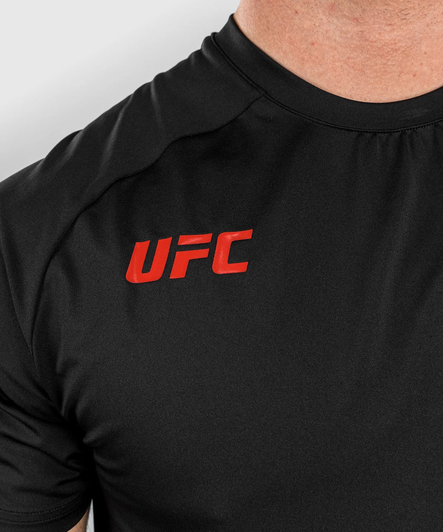 T-shirt Dry-tech pour Hommes UFC Adrenaline by Venum Fight Week - Noir