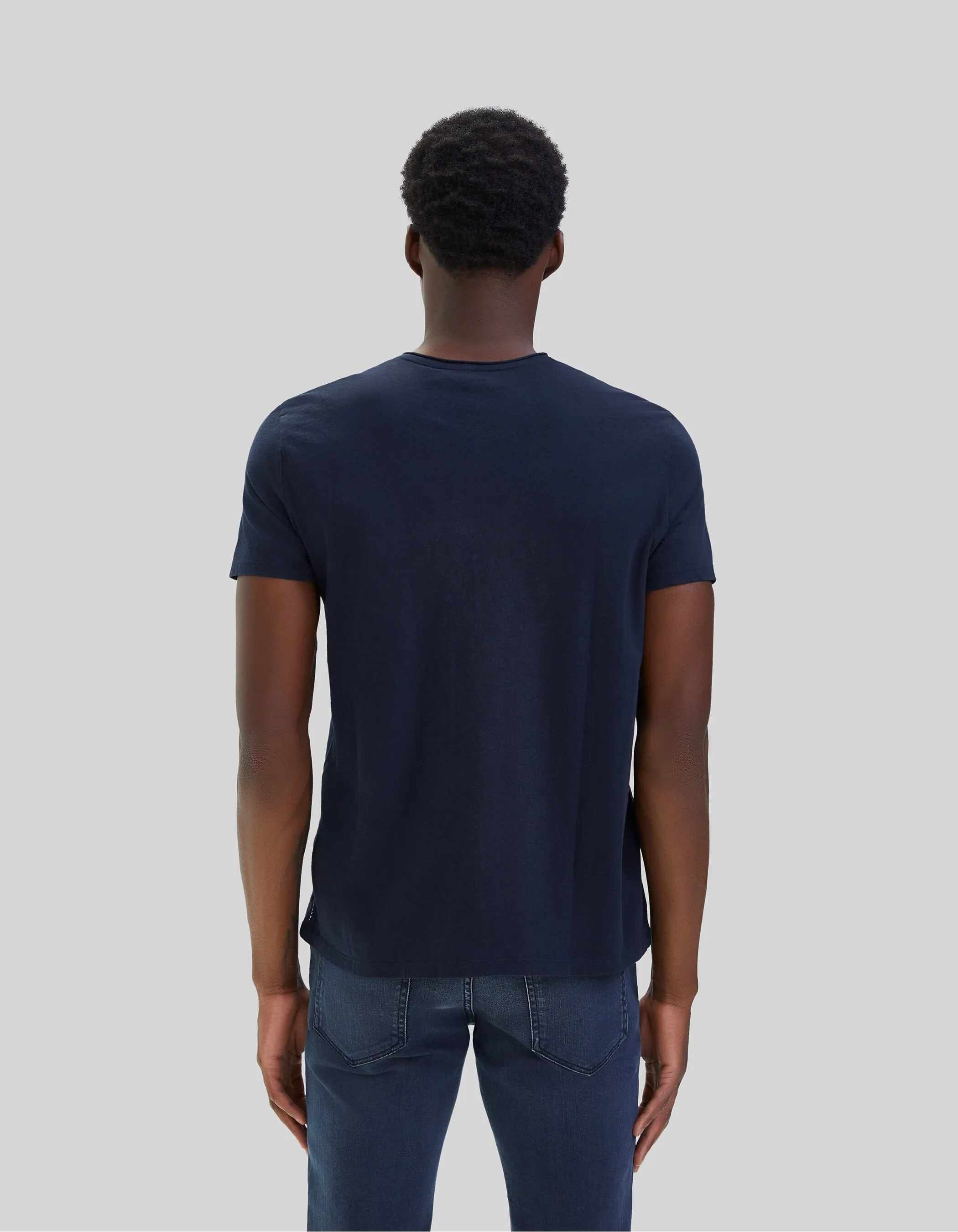 T-shirt L'Essentiel marine col V Homme